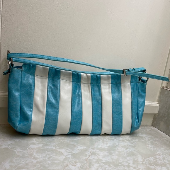 OKPTA Striped Turquoise and White Women's Bag cinches GUC rare and vintage style - Picture 2 of 13